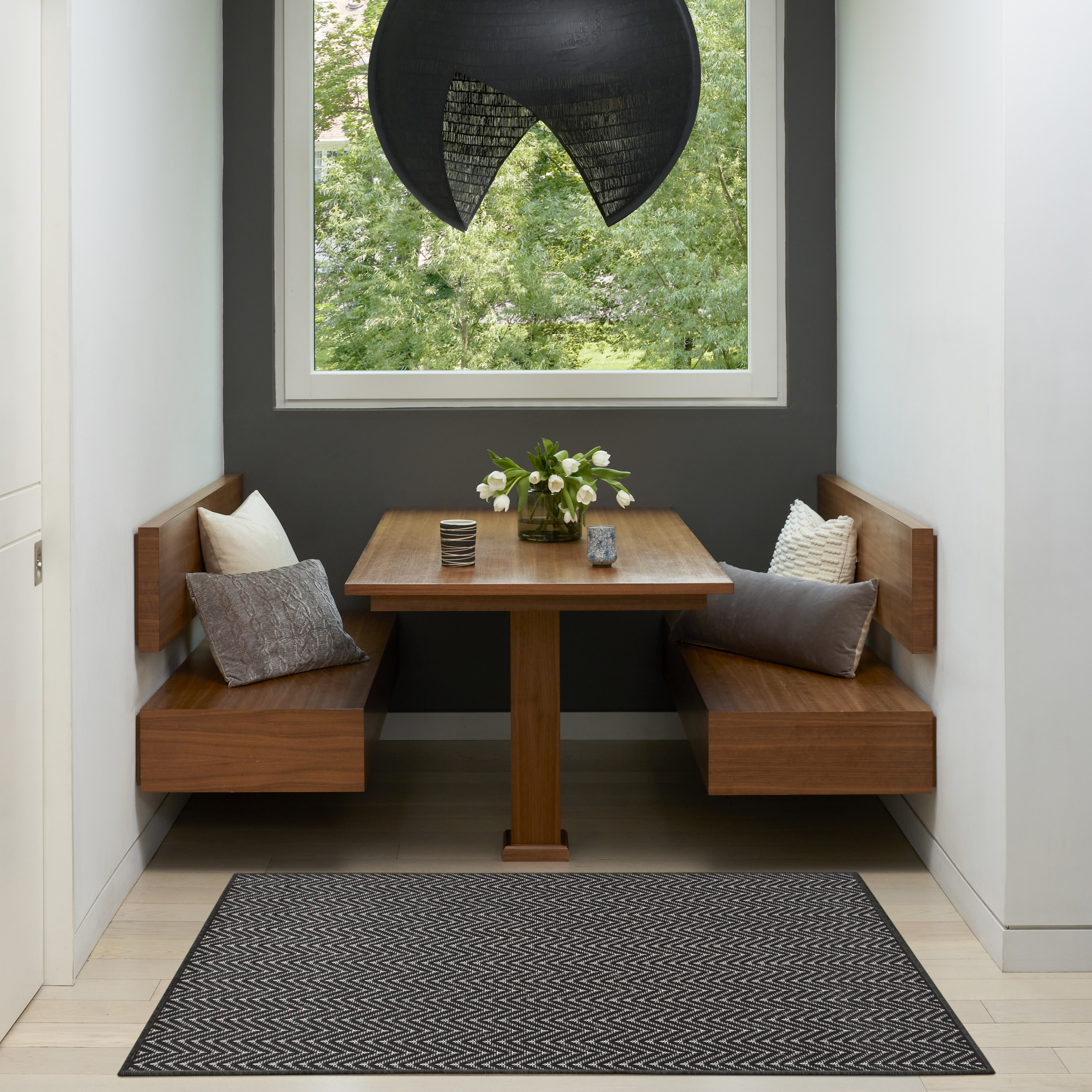 Nourison Horizon Indoor/Outdoor 2' x 3' Black Modern Rug