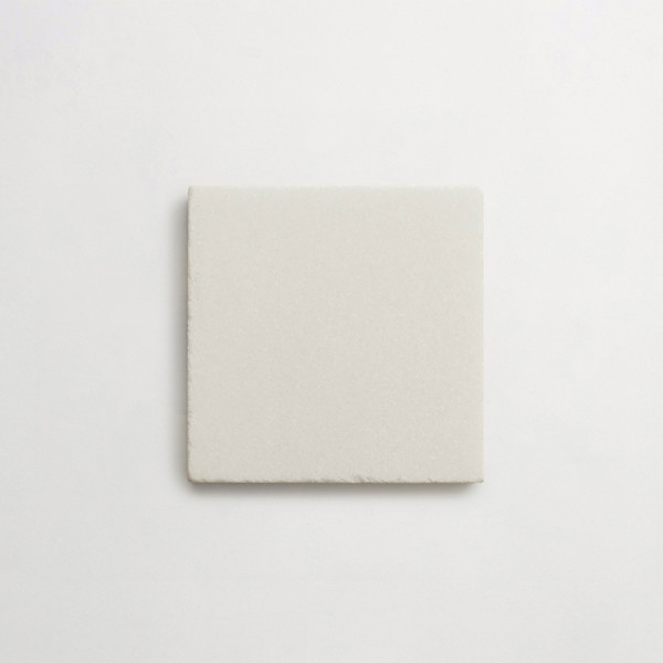 lapidary: girata | classique stout | thassos | tumbled 