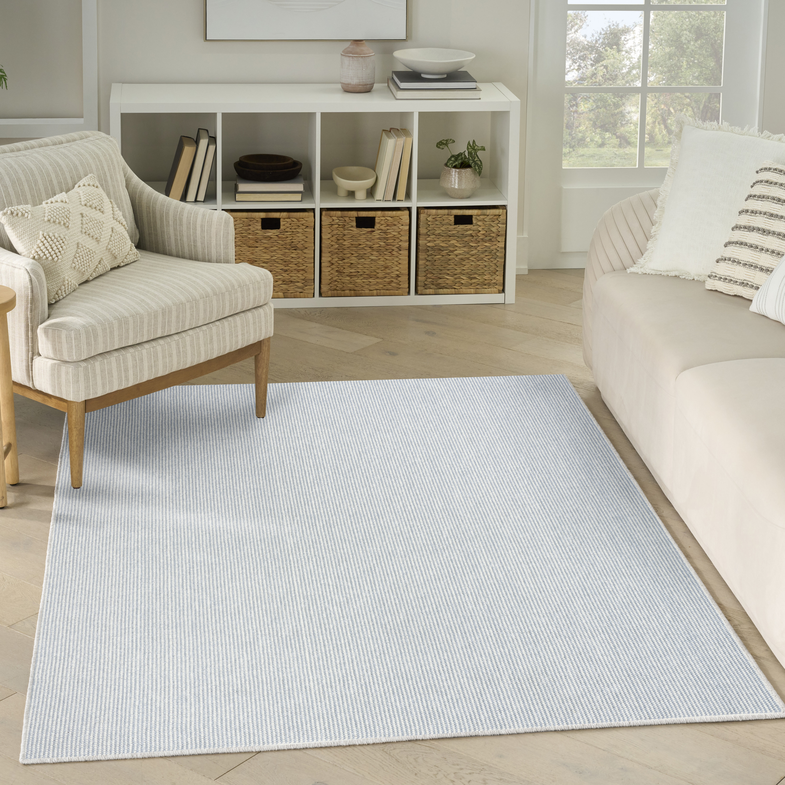Nourison Natural Texture 3'11" x 5'11" Ivory Blue Farmhouse Indoor Rug