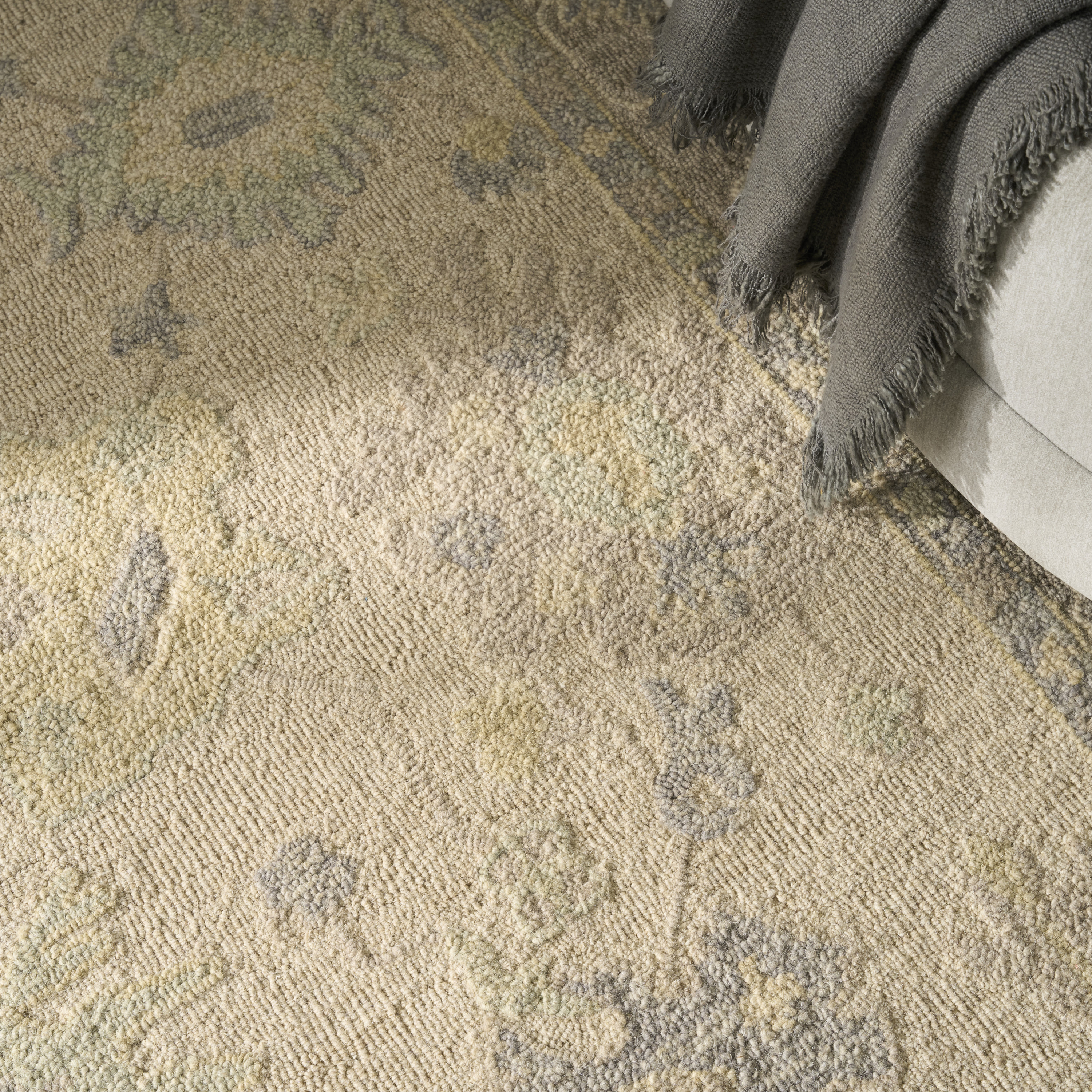 Nourison Maison 5'9" x 8'9" Ivory Taupe Vintage Indoor Rug