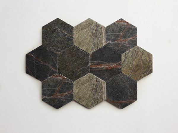 lapidary: girata | hex | galician green | tumbled 