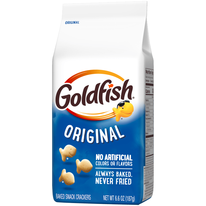 Goldfish® Original Baked Snack Crackers, 6.6 oz, bag - Right Angle Image