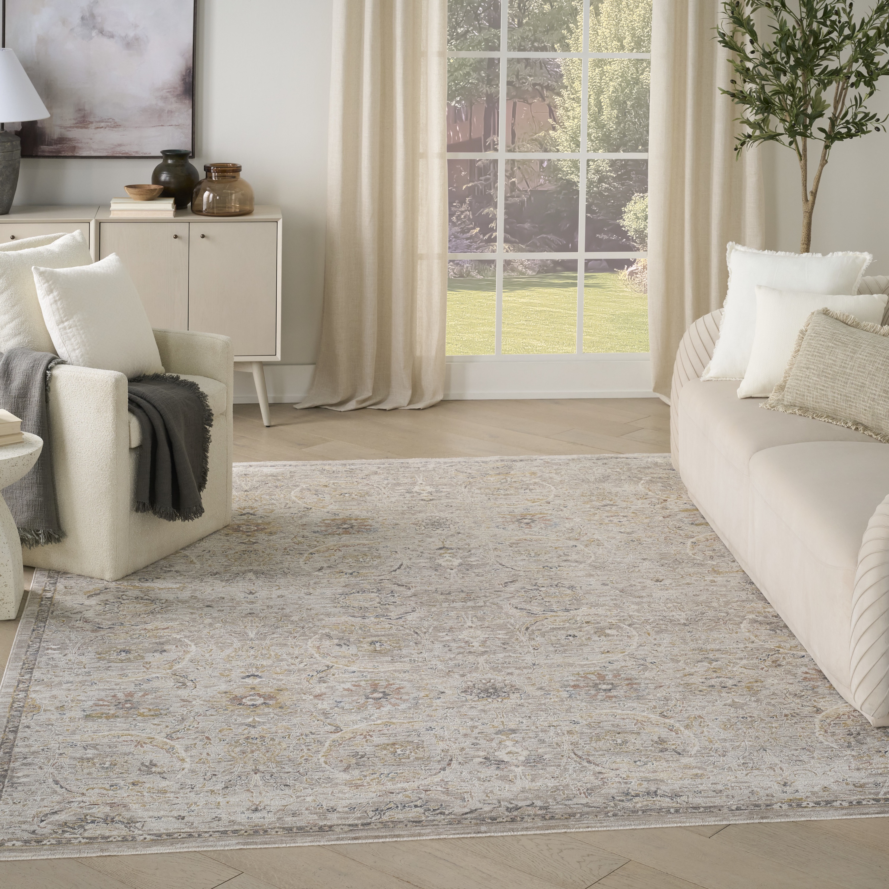 Nourison Antique Fusion 5'3" x 7'10" Light Grey Vintage Indoor Rug