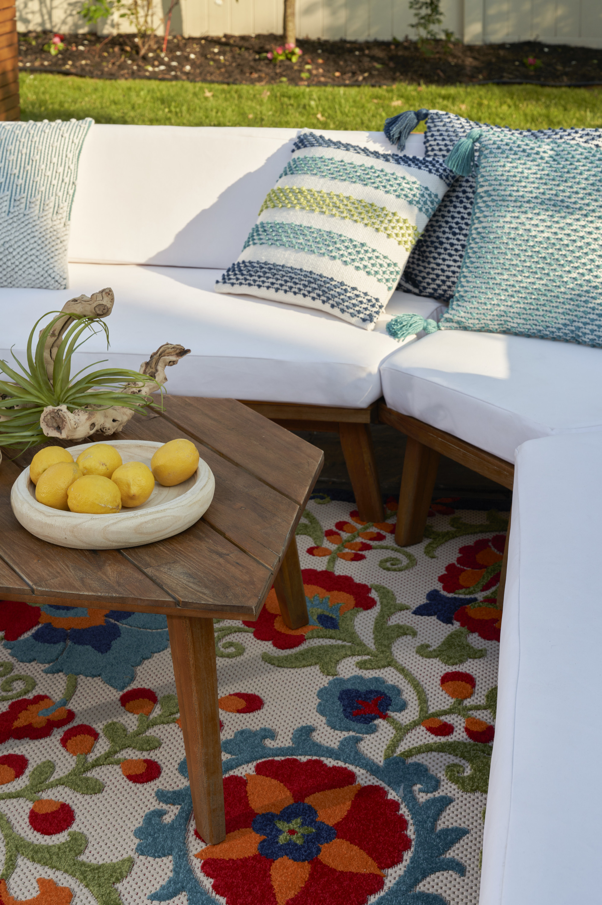 Nourison Aloha 10' x 14' Multicolor Farmhouse Rug