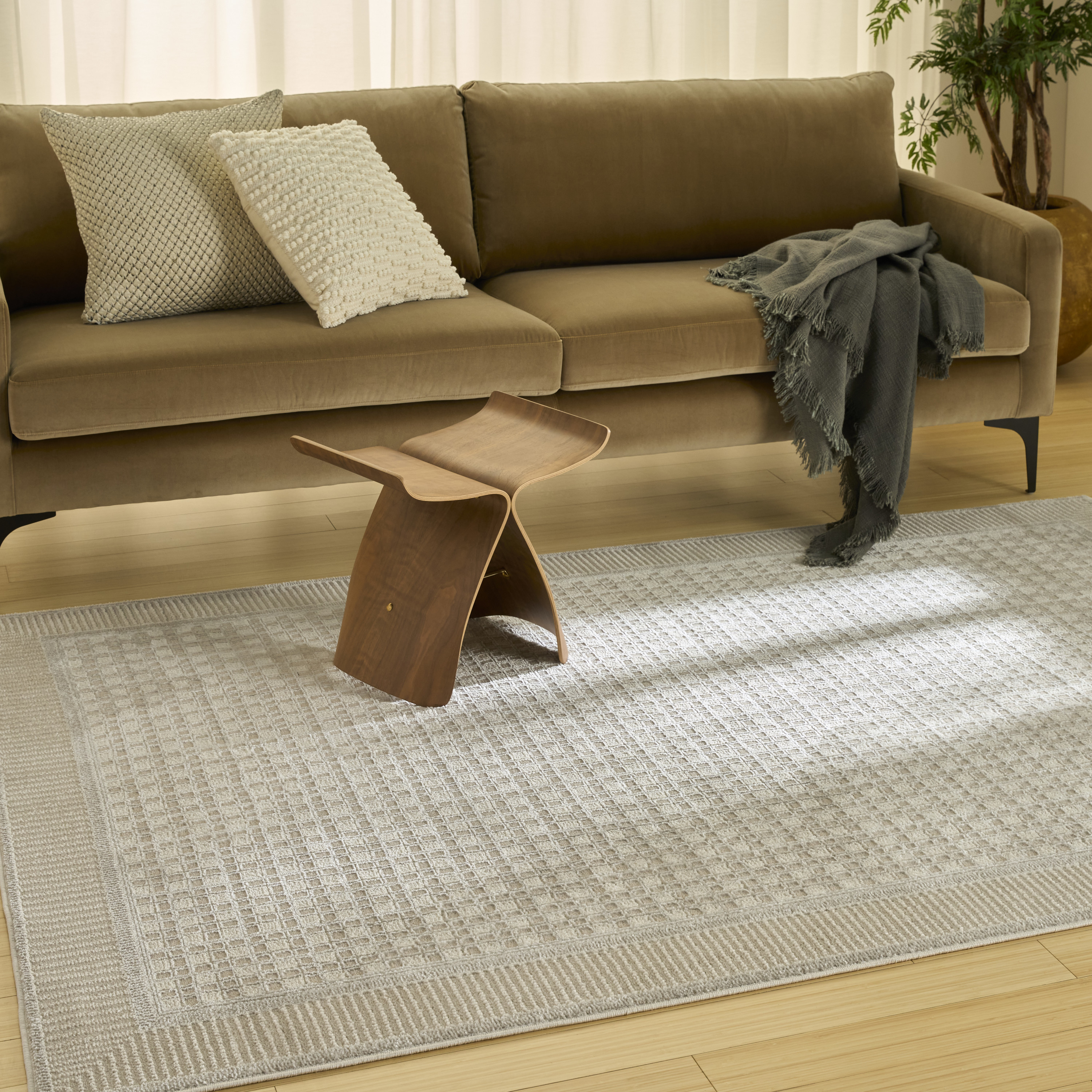 Nourison Nordic 4' x 6' Beige Modern Indoor Rug