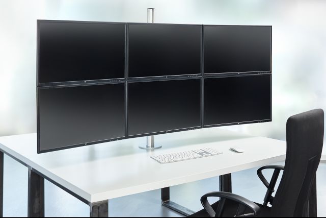 Novus TSS Sextett Telescope is designed for easy alignment of six monitors for comfortable stacked viewing.