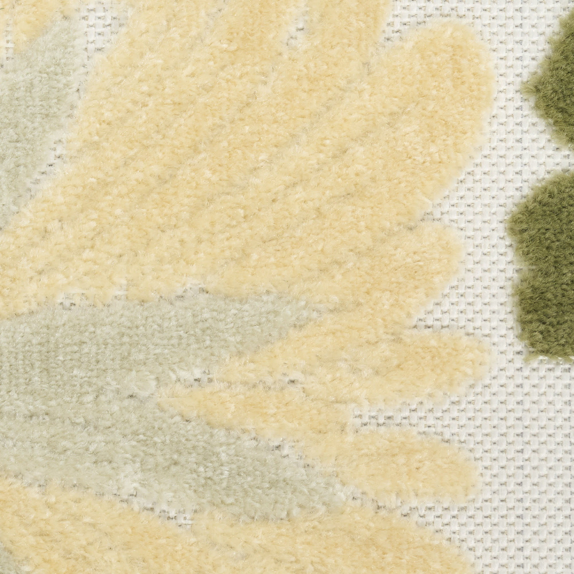 Nourison Aloha 5'3" x 7'5" Ivory Green Modern Rug