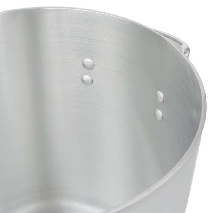 16-quart Arkadia™ aluminum stockpot in natural finish