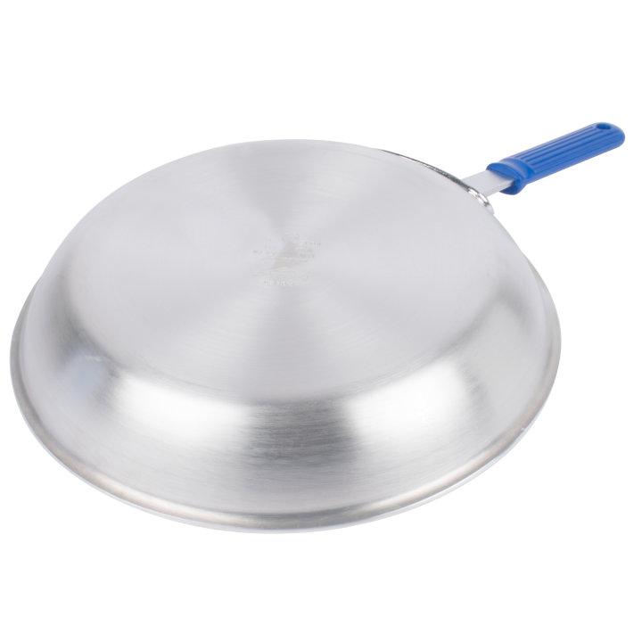 14-inch Wear-Ever® fry pan with SteelCoat x3™ nonstick coating and Cool Handle® silicone handle