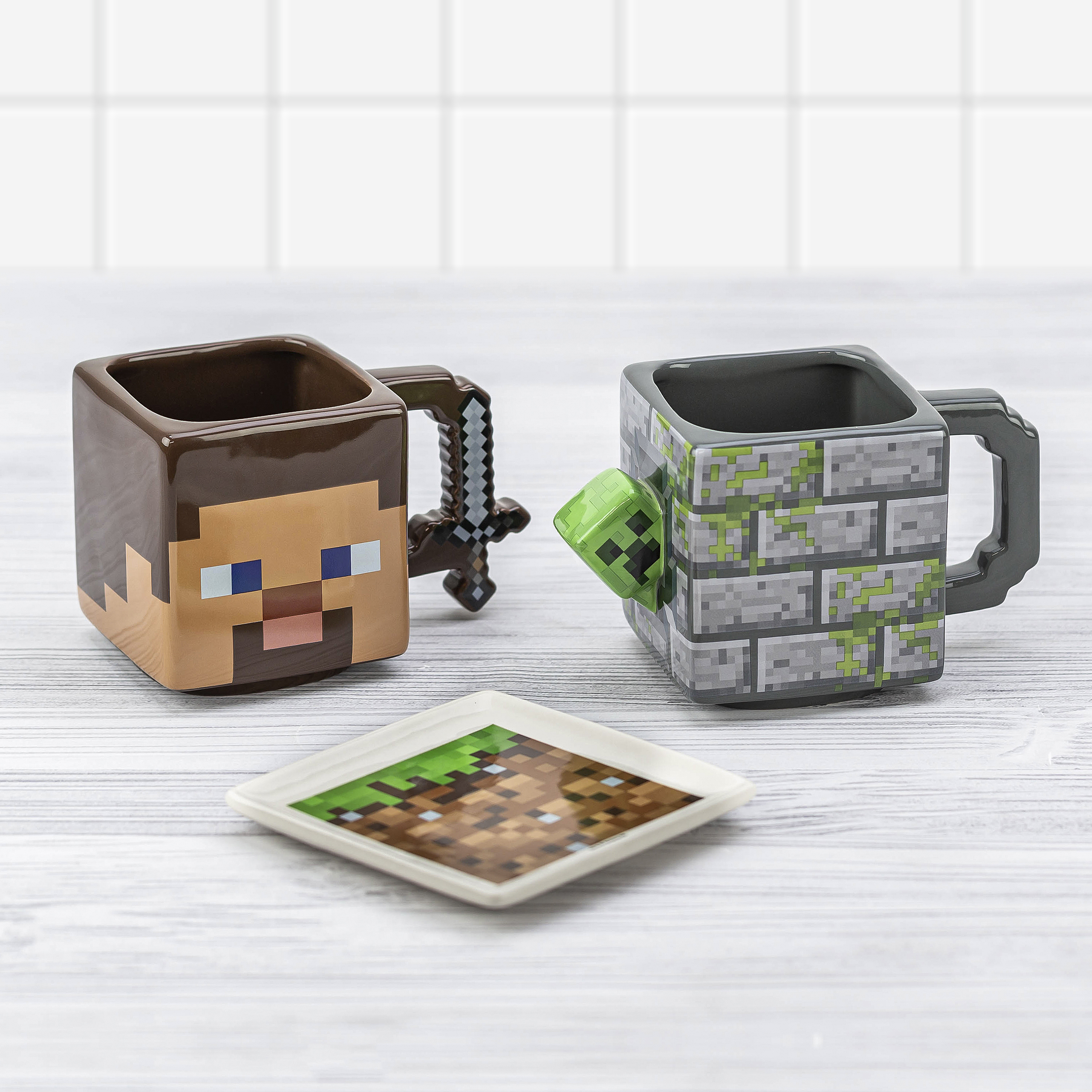 Minecraft Ceramic Plate and Mug Set, Creeper, 2-piece set slideshow image 3