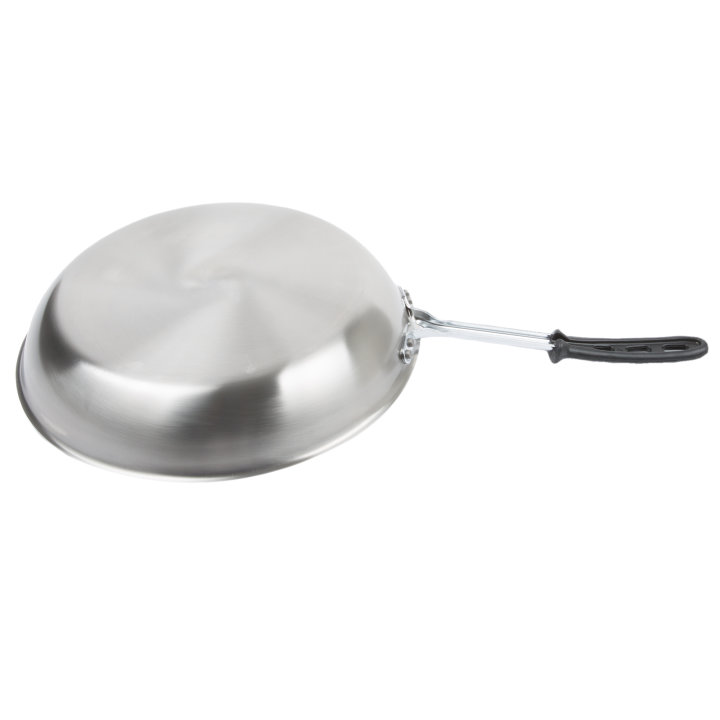14-inch Tribute® 3-ply frying pan in natural finish with silicone TriVent™ handle