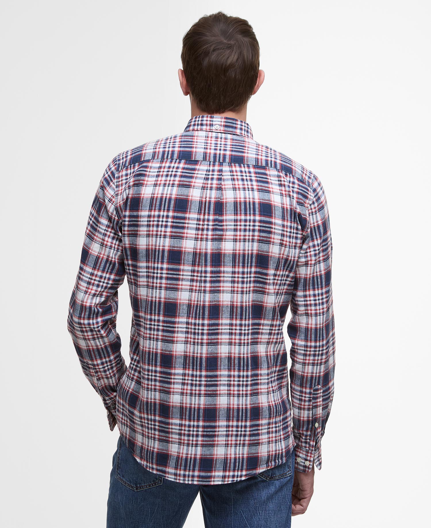 Bridport Linen Tailored Long-Sleeved Shirt image number 2