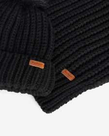 Saltburn Beanie & Scarf Gift Set Classic Black