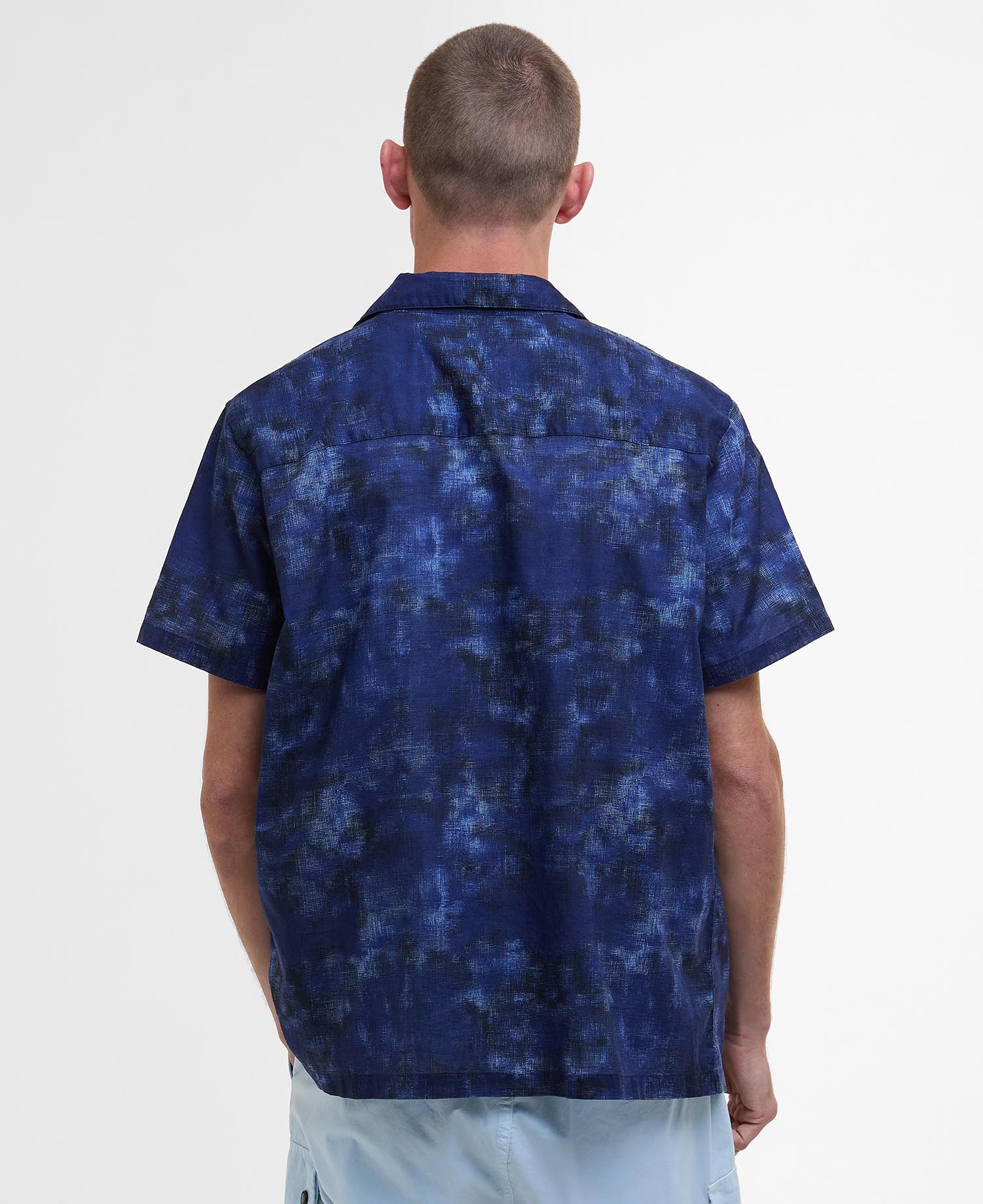 Camo Ikat Short-Sleeved Shirt image number 2