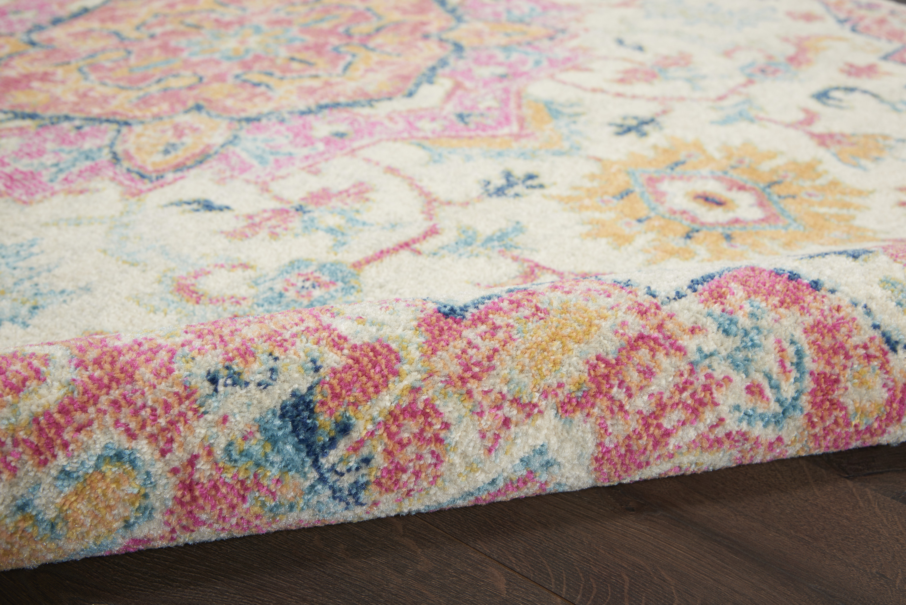 Nourison Passion 5'3" x 7'3" Ivory Pink Bohemian Indoor Rug