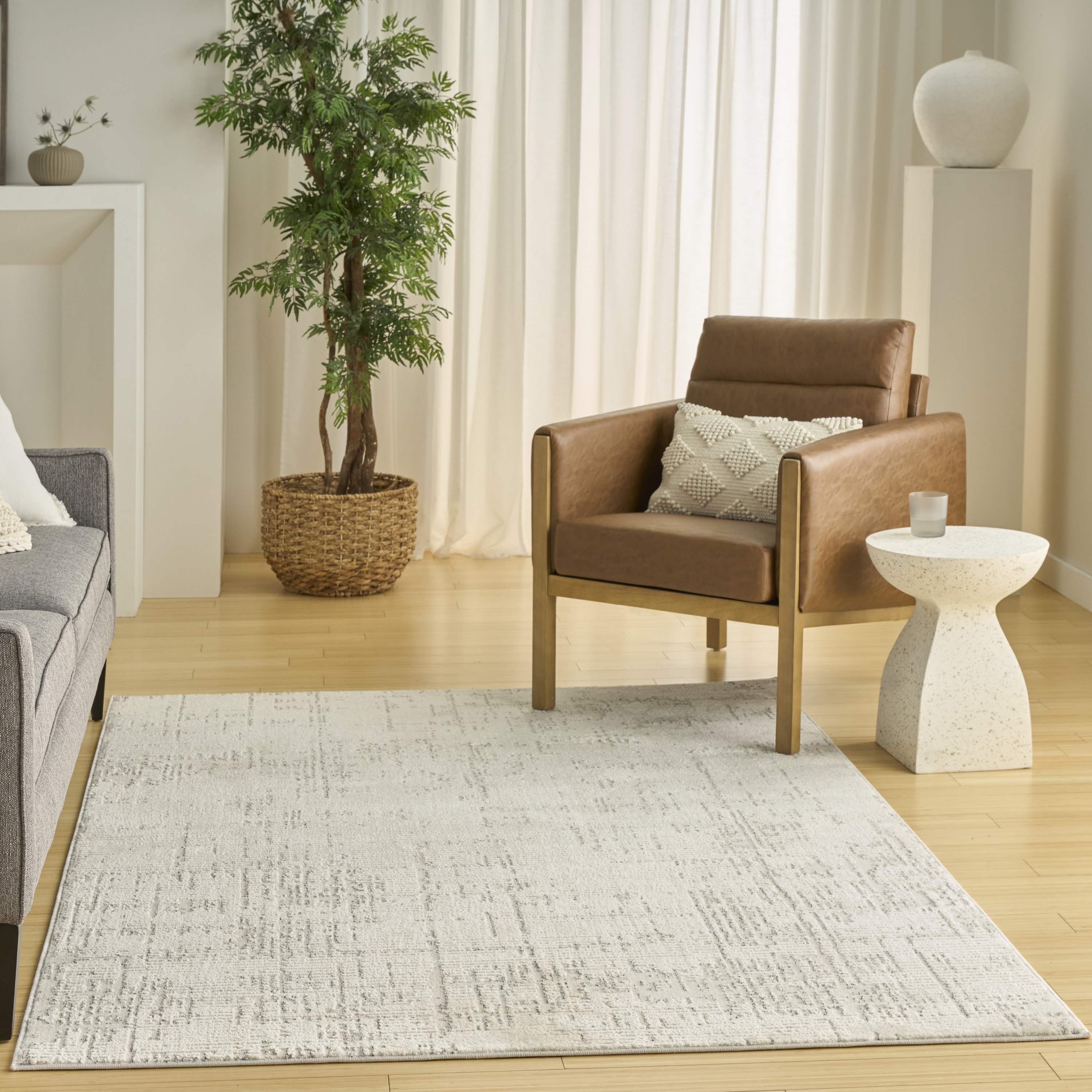 Nourison Ivory Hues 5'3" x 7'3" Ivory Grey Modern Indoor Rug