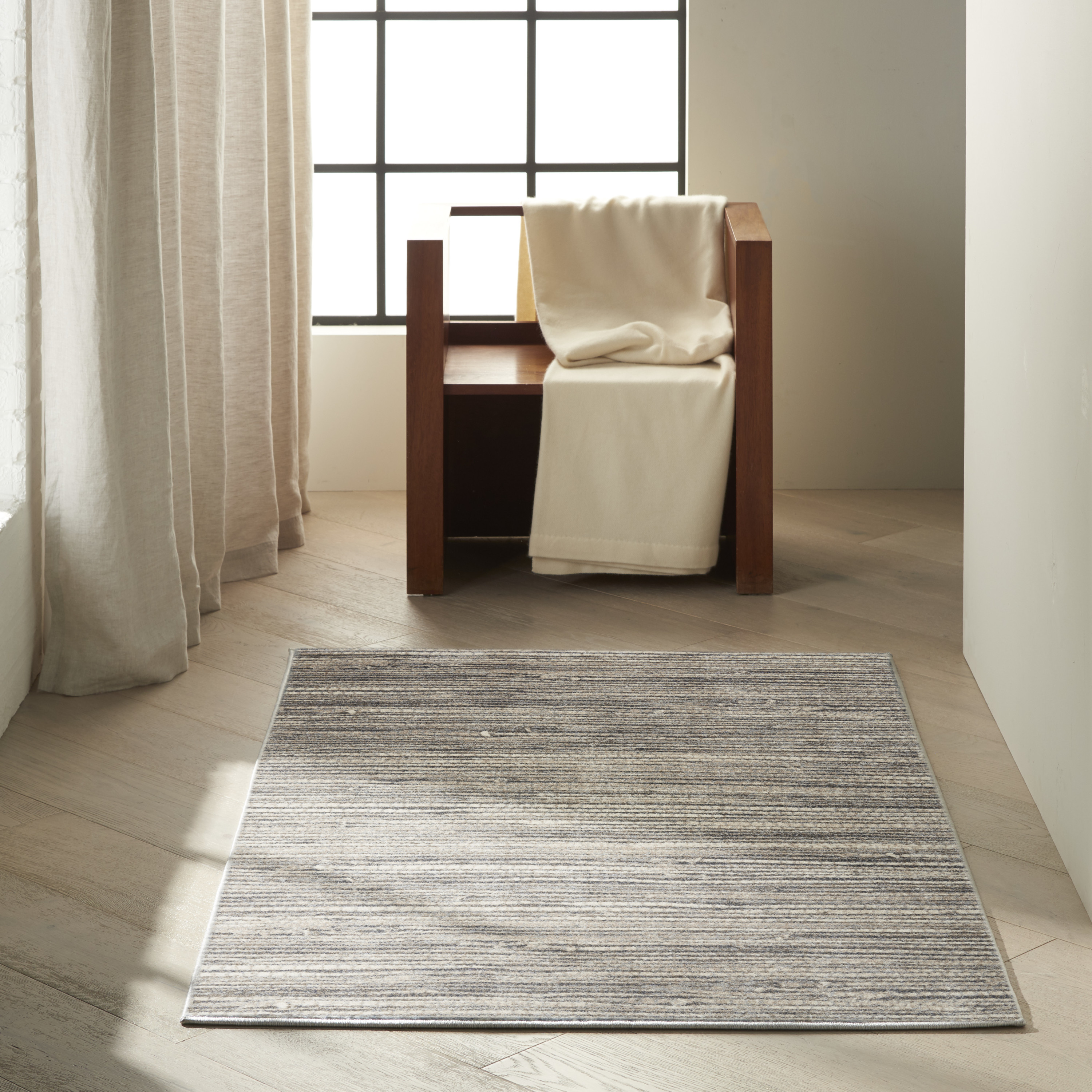 Calvin Klein Etched 3'2" x 5' Ivory Grey Contemporary Indoor Rug