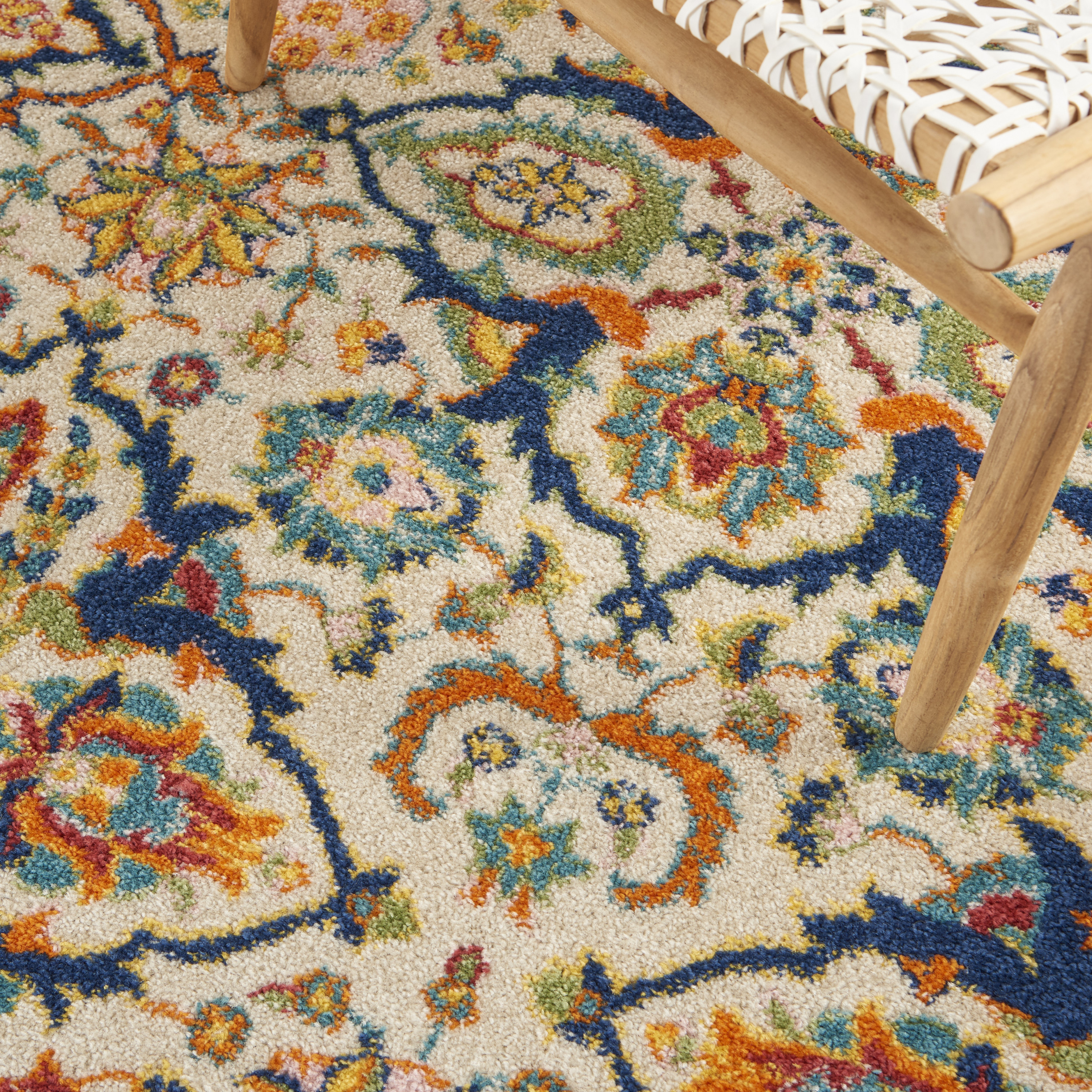 Nourison Allur 4' x 6' Ivory Multicolor Bohemian Indoor Rug