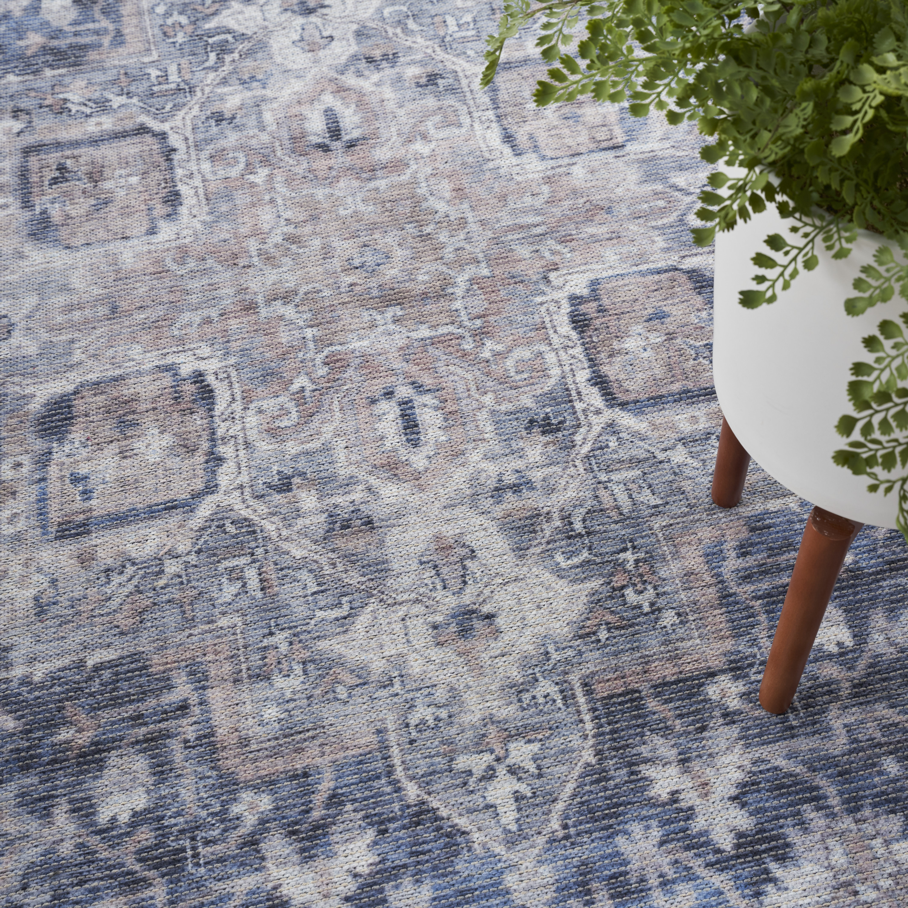 Nourison New Concept Washables 7'10" x Round Ivory Navy Vintage Indoor Rug