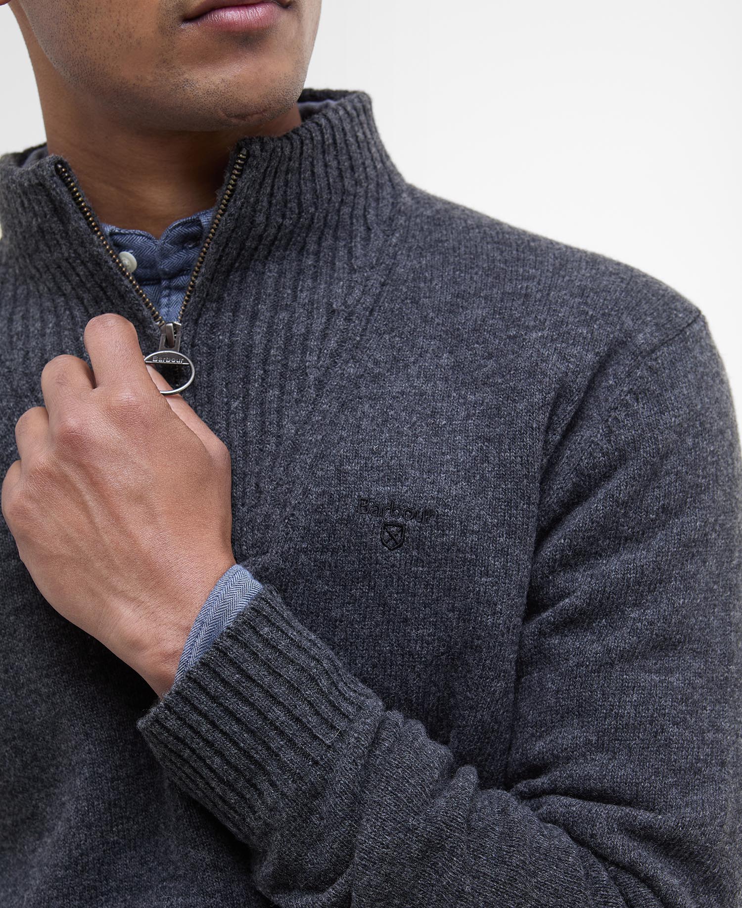 Maglione con mezza zip in lana d'agnello Essential image number 4
