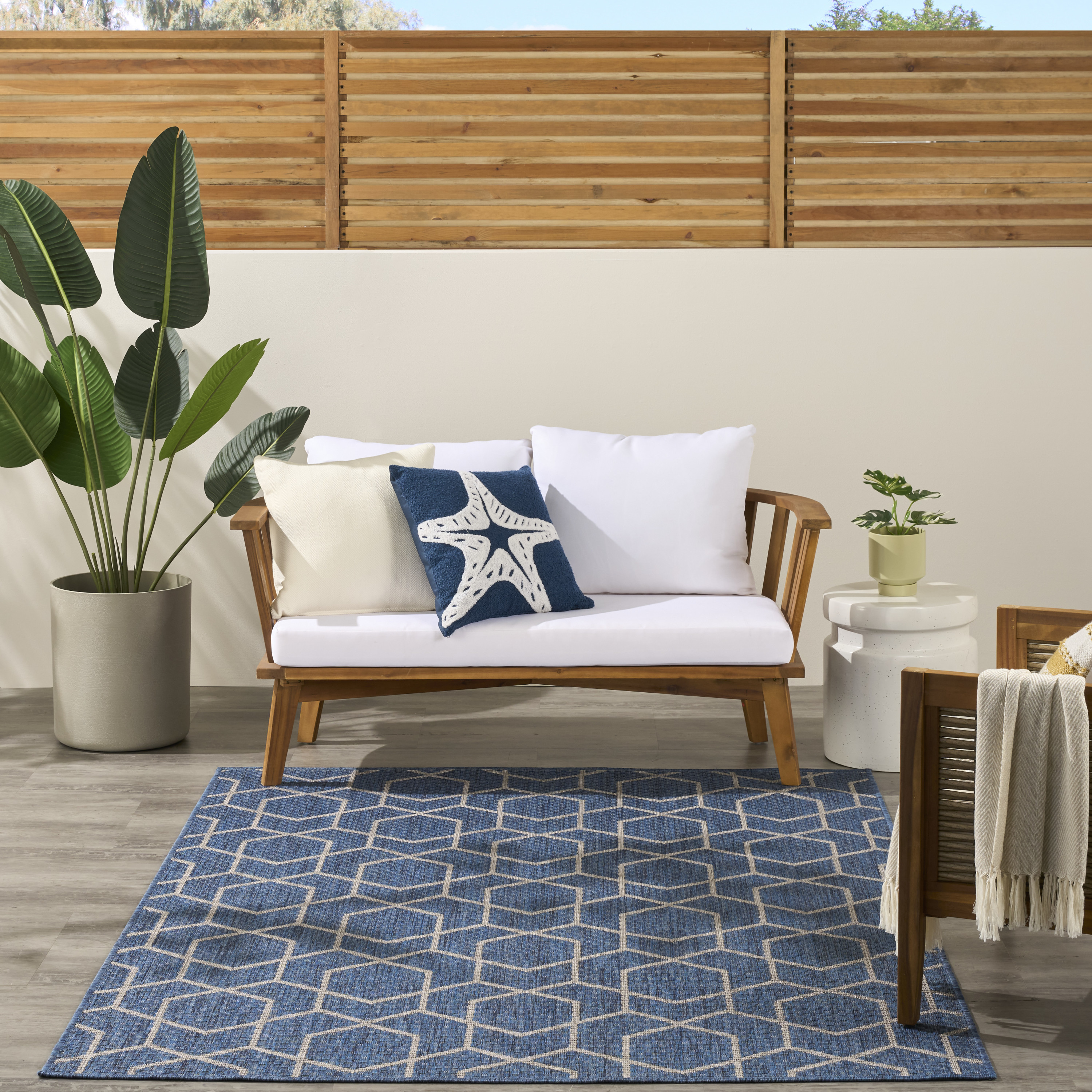 Nourison Horizon Indoor/Outdoor 5' x 7' Denim Modern Rug