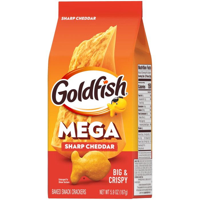 Goldfish® Sharp Cheddar Baked Snack Crackers, 5.9 oz, bag - Right Angle Image