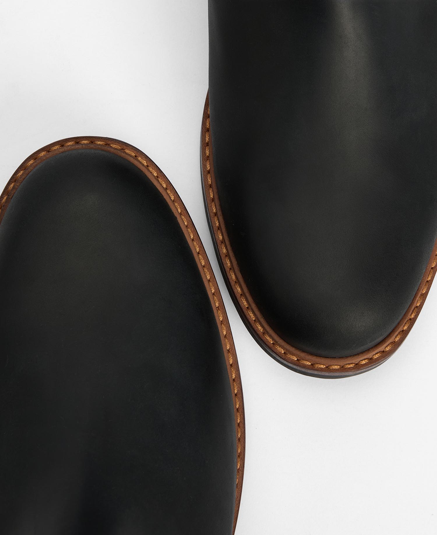 Farsley Chelsea Boots image number 3