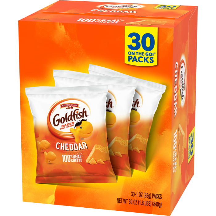Goldfish® Cheddar Crackers, 30 count box, 1 oz, bag - Right Angle Image