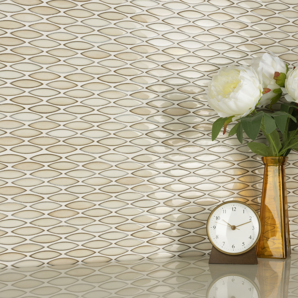 Pescado Glossy Crema 12 in. x 12-1/2 in. Porcelain Mosaic Tile