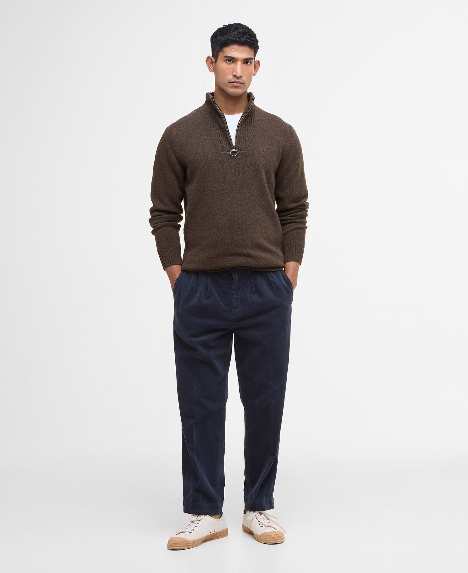 Maglione con mezza zip in lana d'agnello Essential image number 1