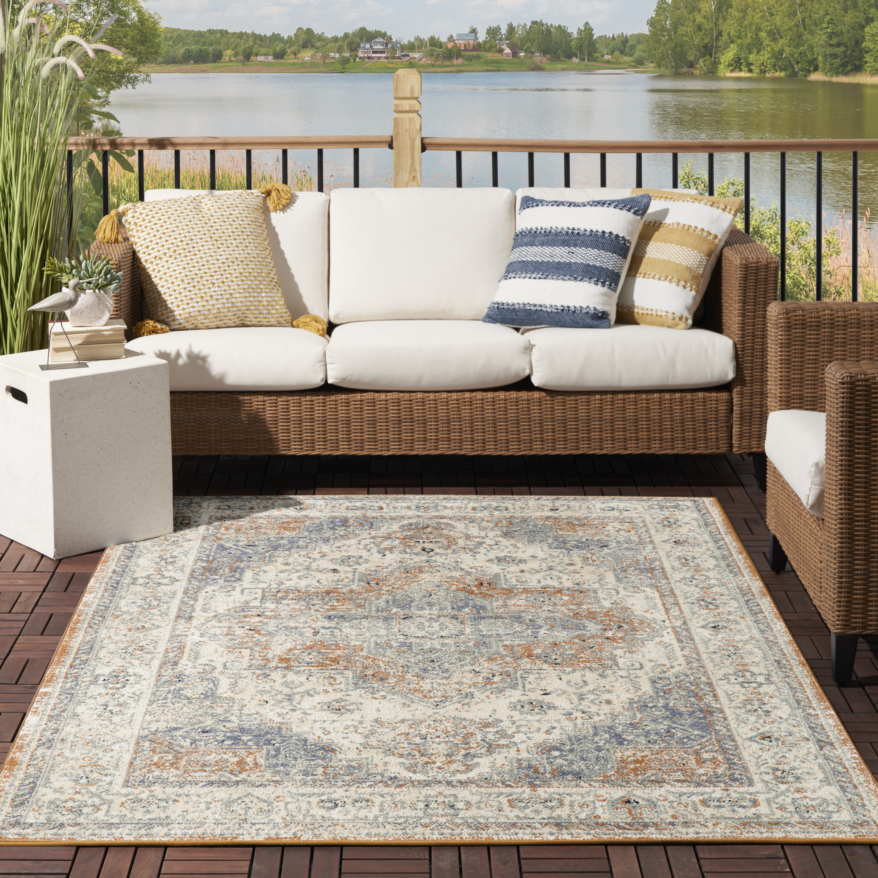 Nourison Nourison Essentials Persian 4' x 6' Beige Blue Vintage Rug