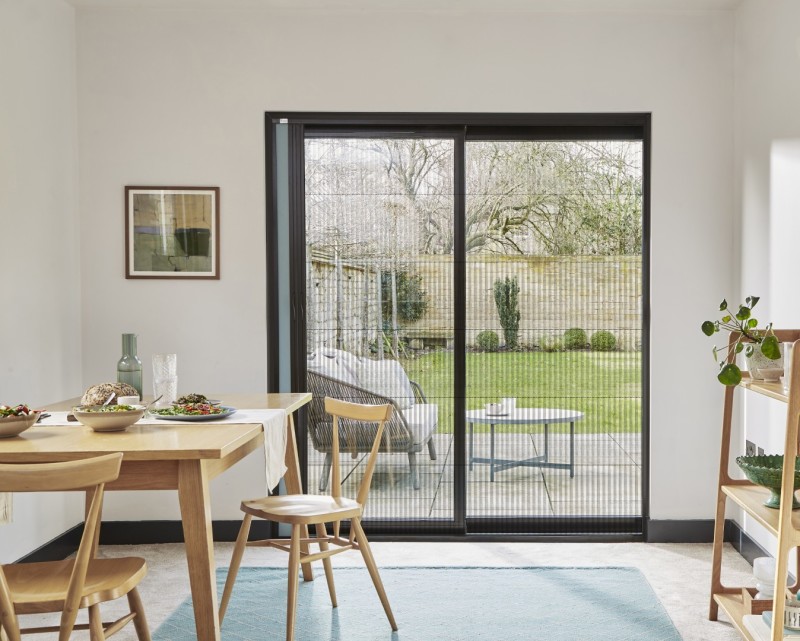 Breeze In Black Fly Screen 02