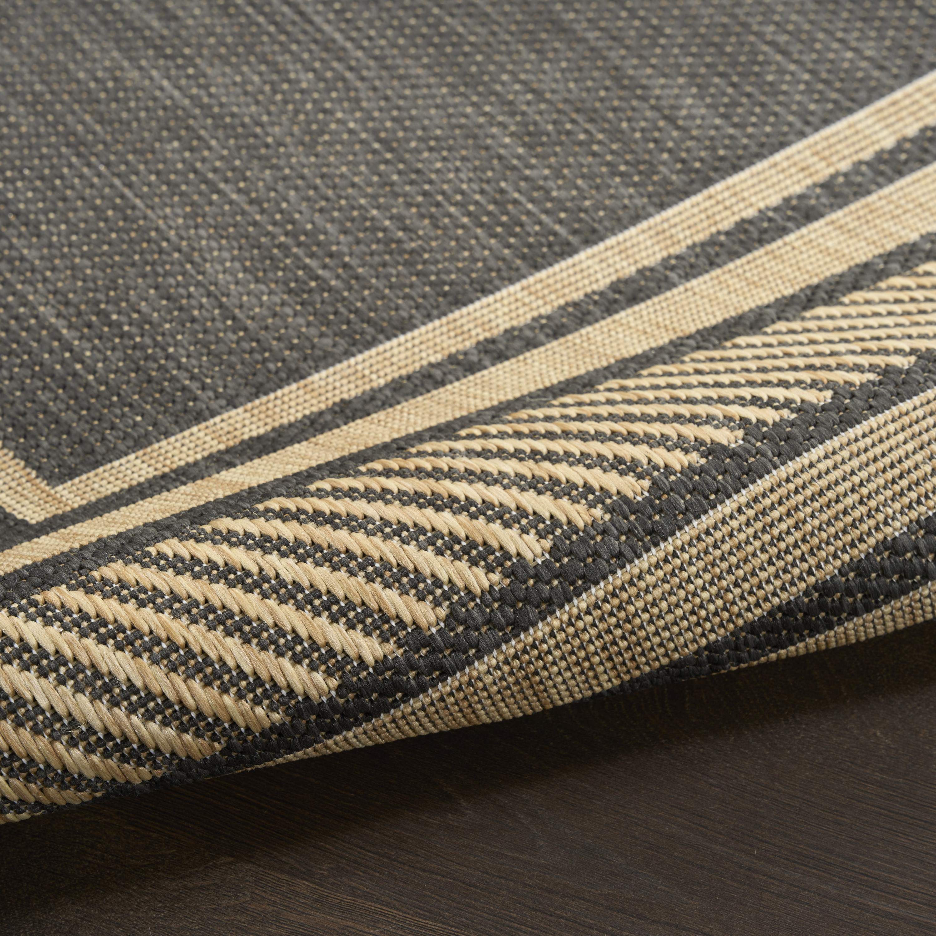 Nourison Horizon Indoor/Outdoor 5' x 7' Charcoal Modern Rug