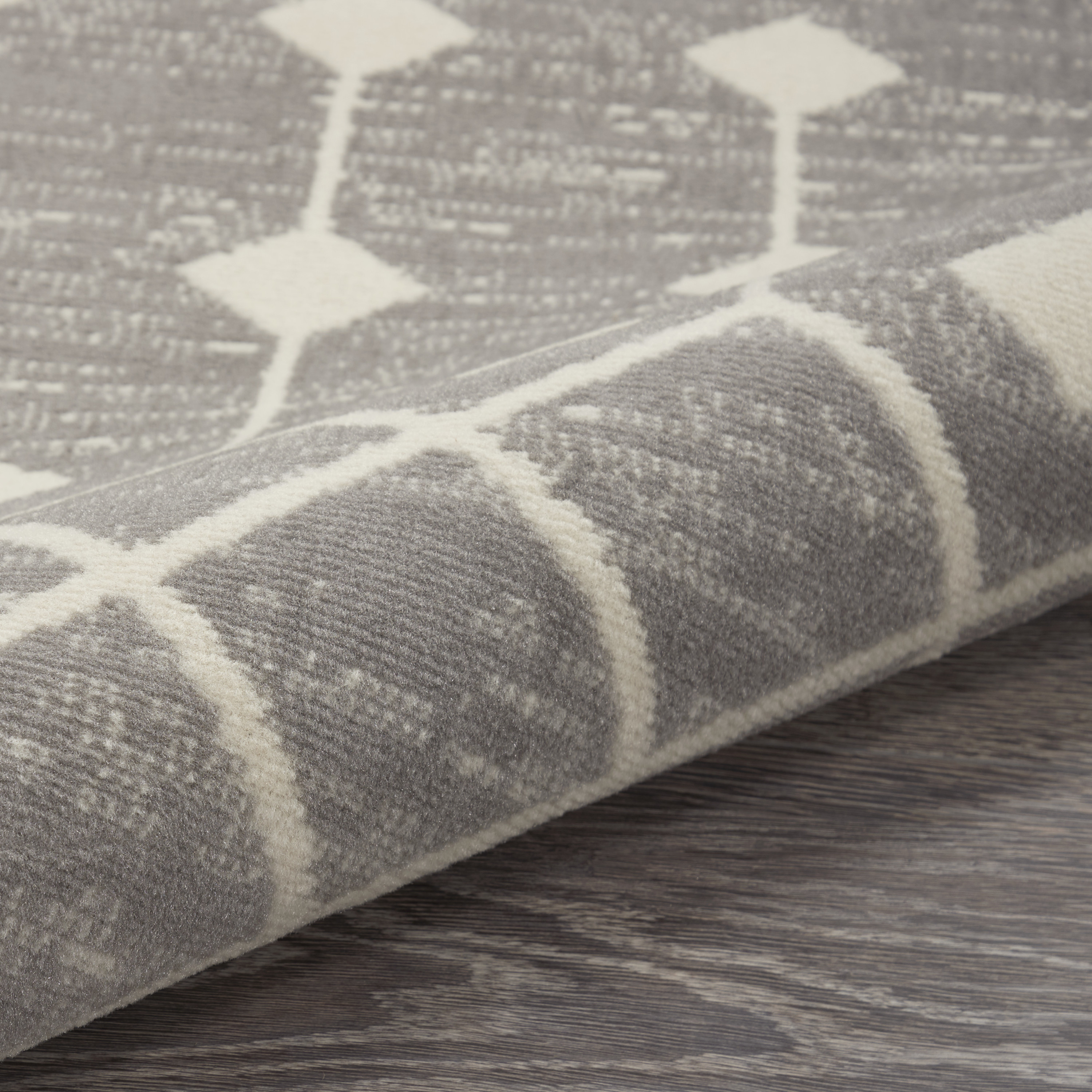 Nourison Grafix 2'3" x 7'6" Grey Bohemian Indoor Rug