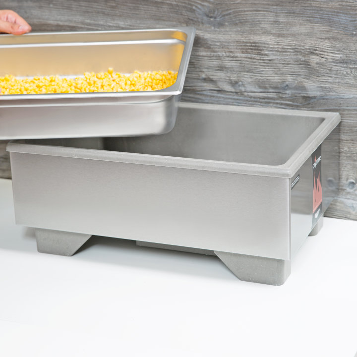Full-size 230-volt full-size Cayenne® Heat 'N Serve countertop rethermalizer