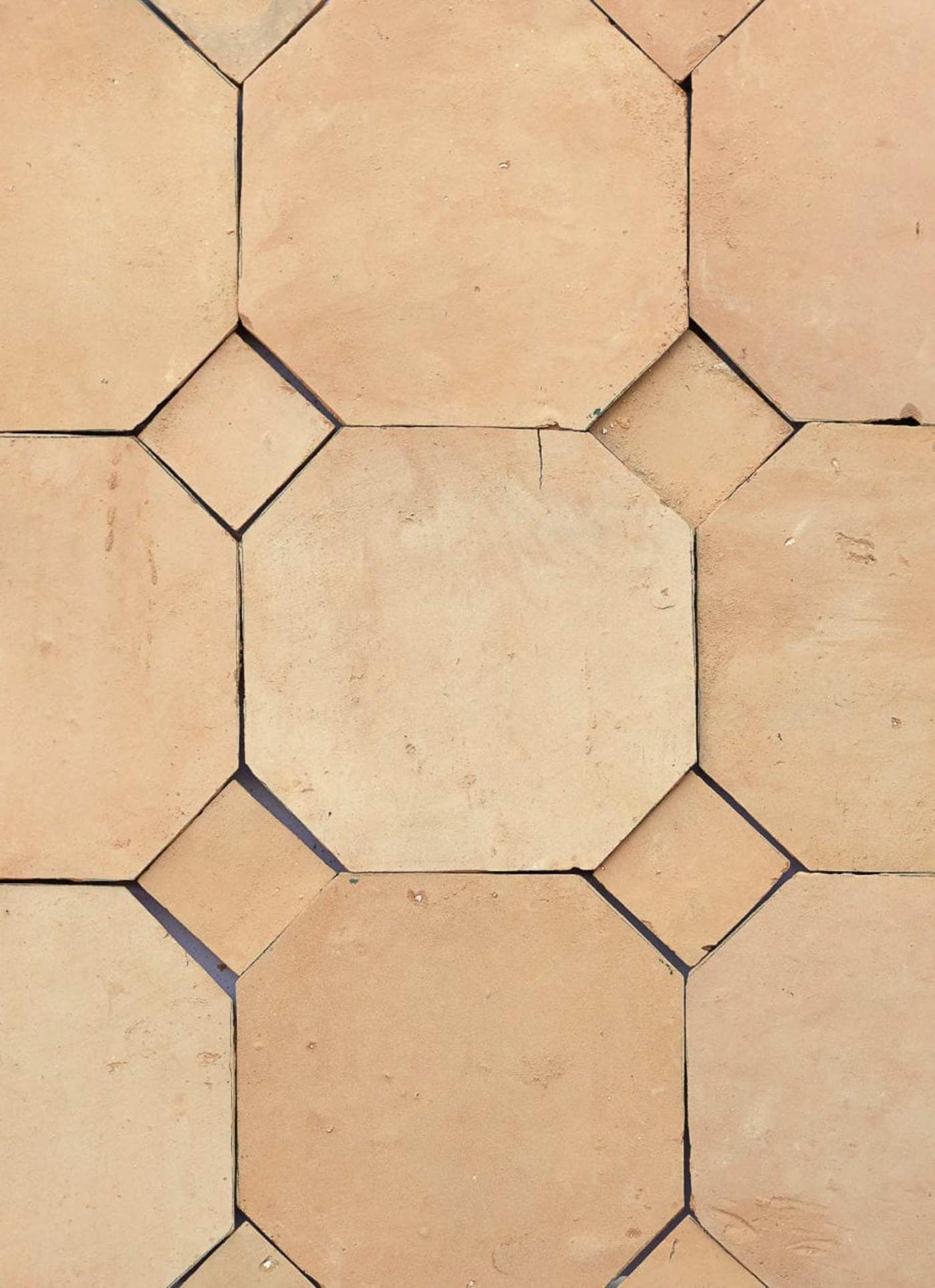 a close up of a patterened tile arrangement.