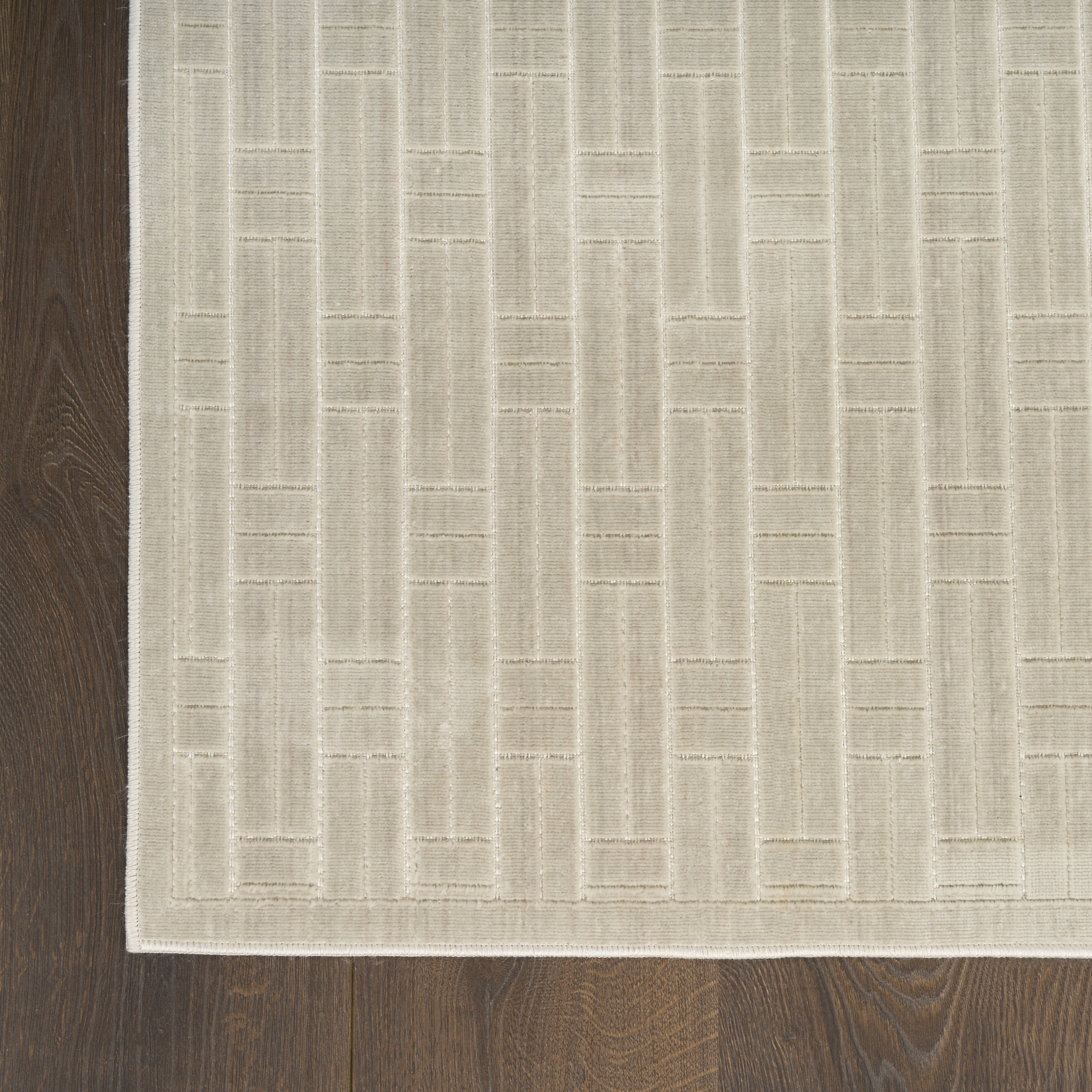 Nourison Washable Charm 5' x 7' Silver Ivory Modern Indoor Rug
