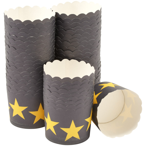 Black with Gold Stars Scalloped Baking Cups