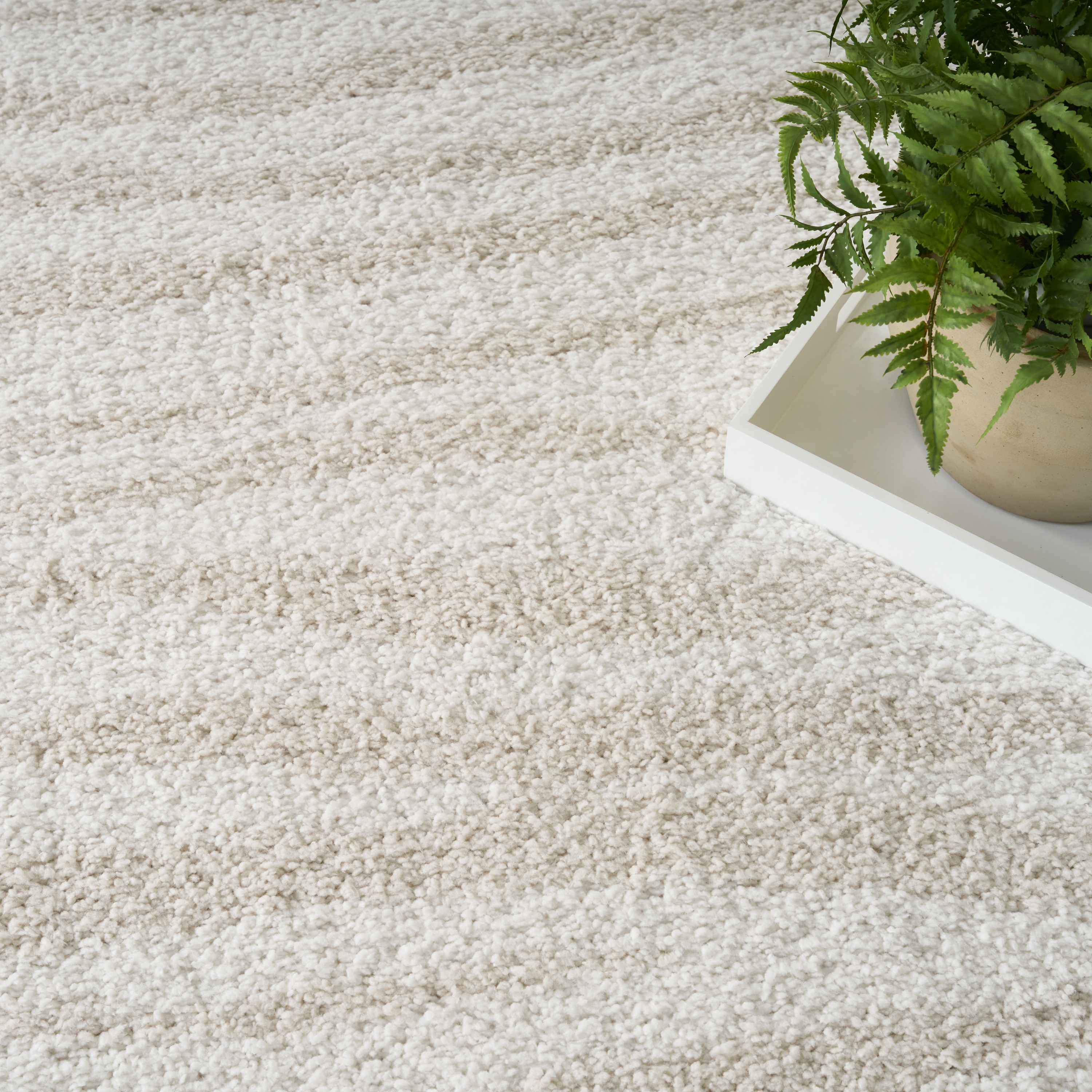 Nourison Modern Shag 5'3" x 7' Ivory Beige Modern Indoor Rug