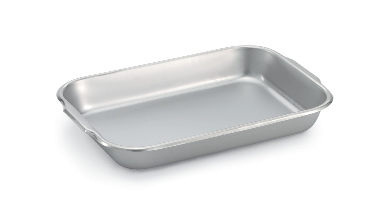3 ½-quart stainless steel bake and roast pan in natural finish