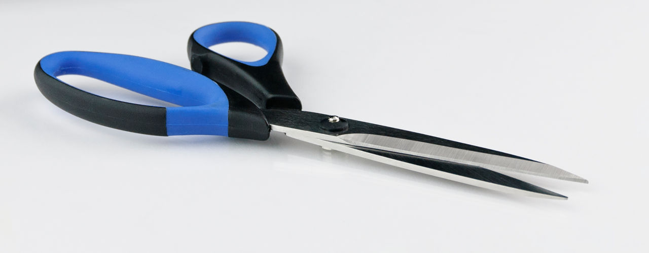 Dahle Vantage® Scissors are a budget-friendly, everyday scissor guaranteed to produce a clean cut every time.