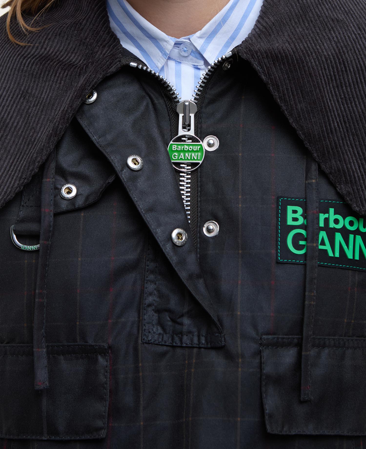 Barbour x GANNI Tartan Waxed Anorak image number 6