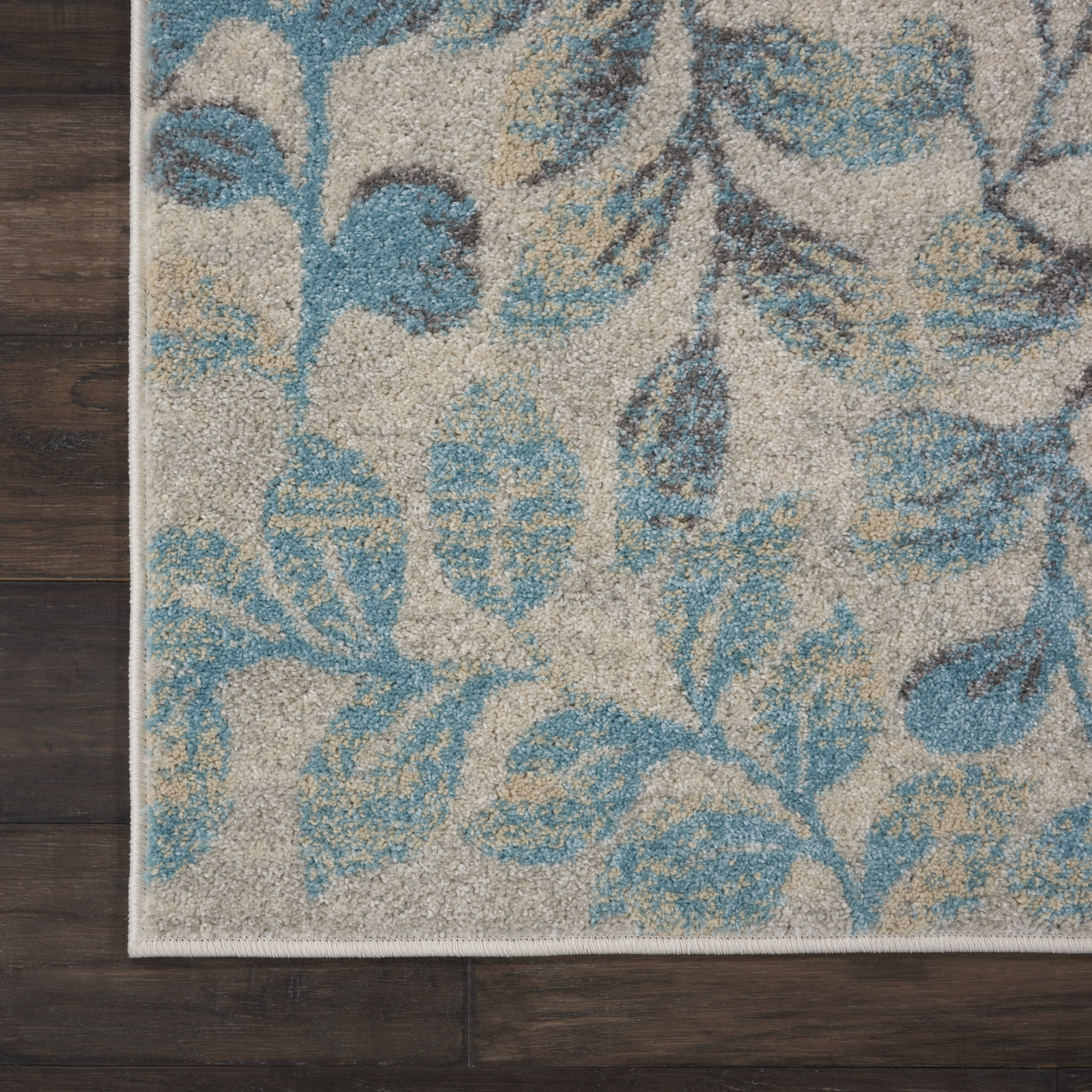 Nourison Tranquil 2' x 4' Ivory Turquoise Farmhouse Indoor Rug