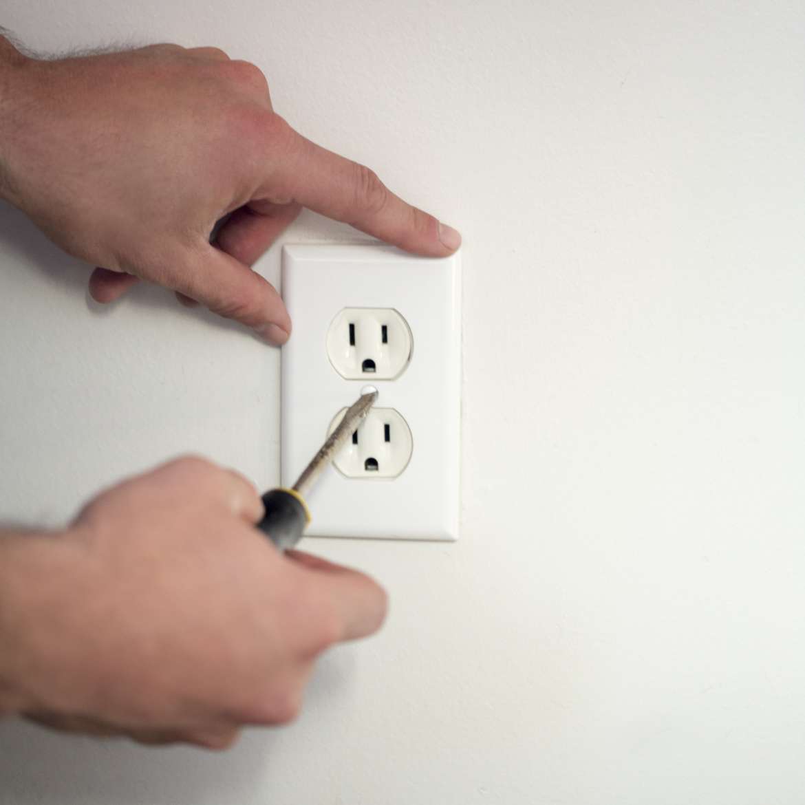 Socket Sealers Insulating Seals (24 pk) Duck Brand