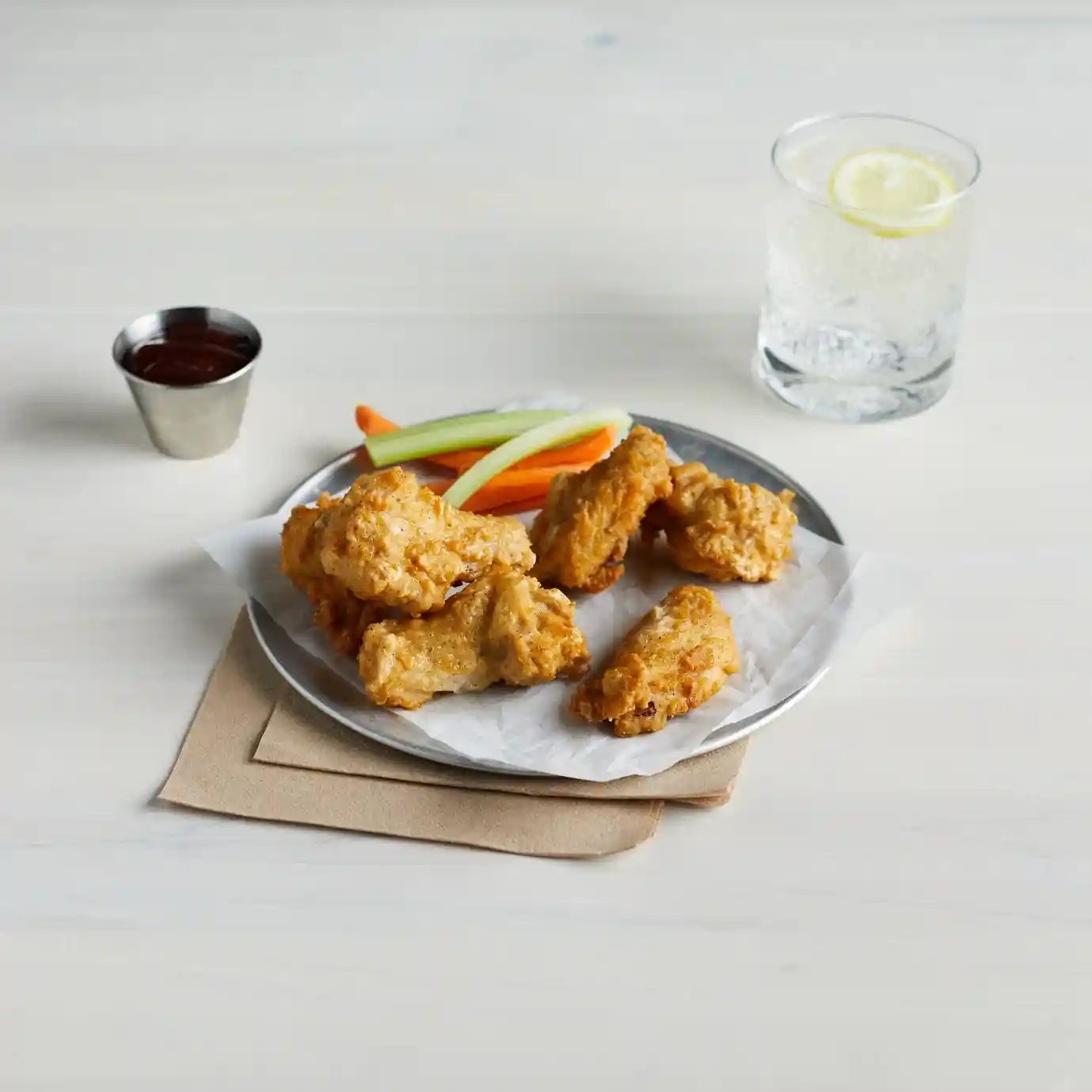 Tyson® Honey Stung® Fully Cooked Lightly Breaded Bone-In Chicken Wing Sections, Small https://images.salsify.com/image/upload/s--3HFaynNl--/q_25/u0pokqpbti0uhexxsgxa.webp