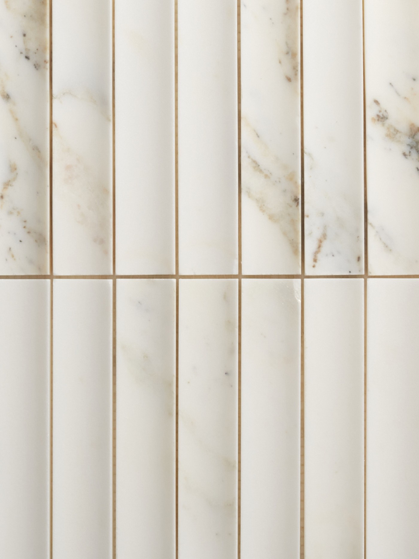 2 rows of white marble tile.