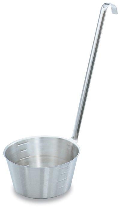 1-quart hooked-handle dipper