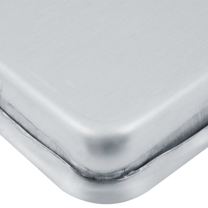 Full-size Wear-Ever® heavy-duty aluminum sheet pan with natural finish