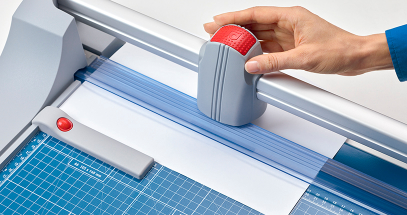 Your work is gently compressed as you cut to prevent shifting.