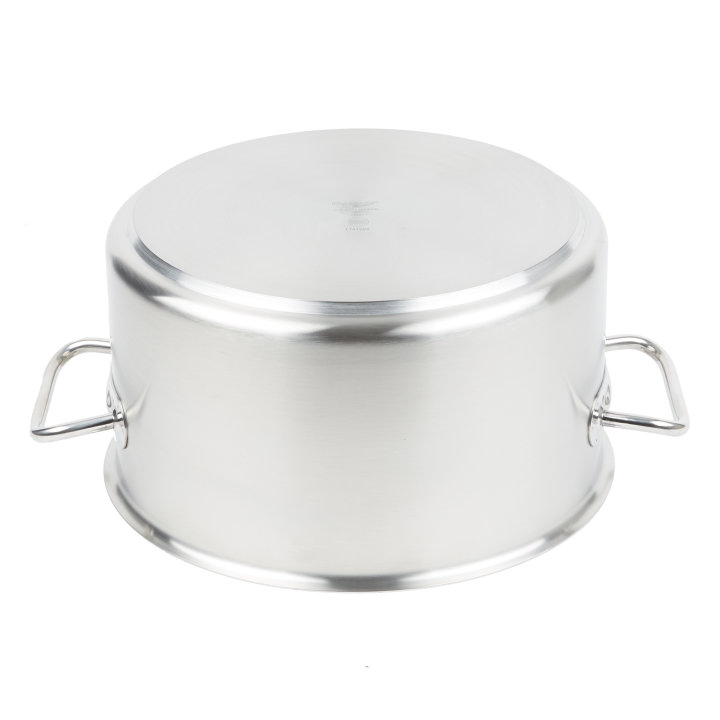 12-quart Intrigue® stainless steel sauce pot